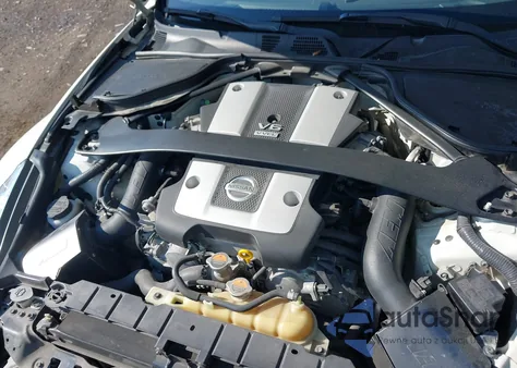 2013 Nissan 370Z z USA, uszkodzony, nr VIN JN1AZ4EH1DM881695